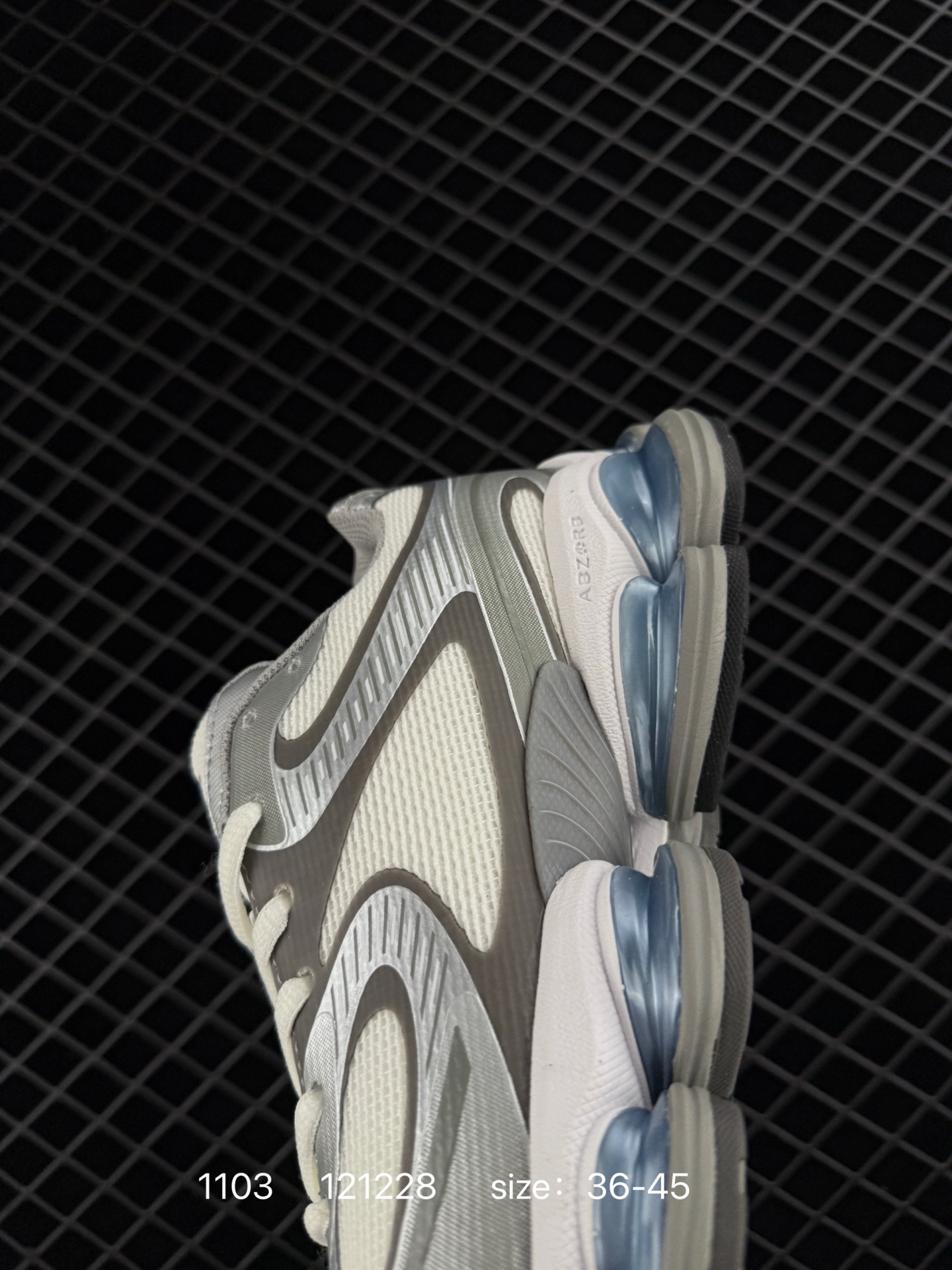 New Balance 2000 NB2000